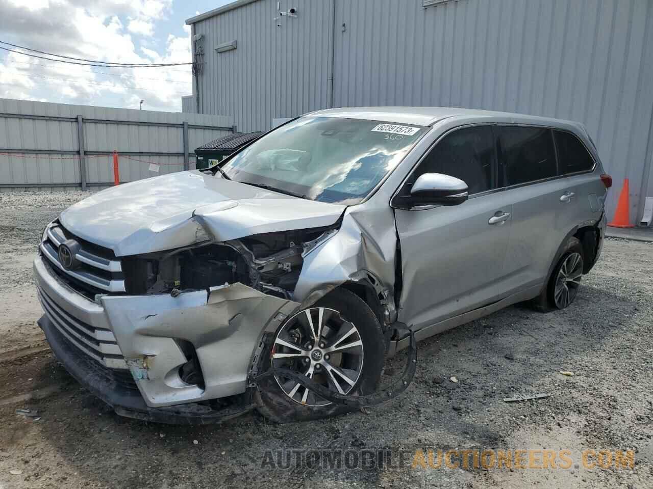 5TDZARFH4JS037704 TOYOTA HIGHLANDER 2018