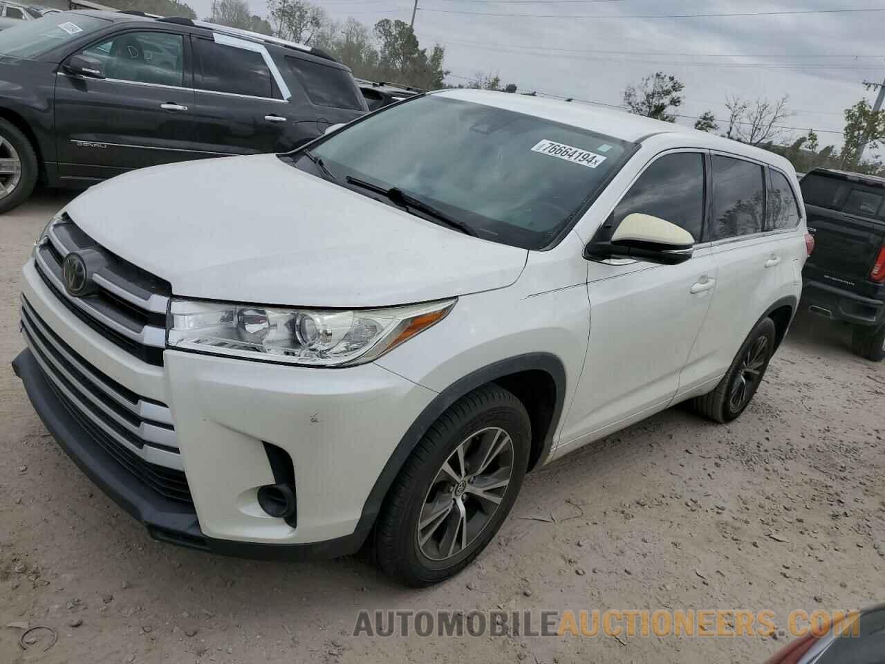 5TDZARFH4JS038917 TOYOTA HIGHLANDER 2018