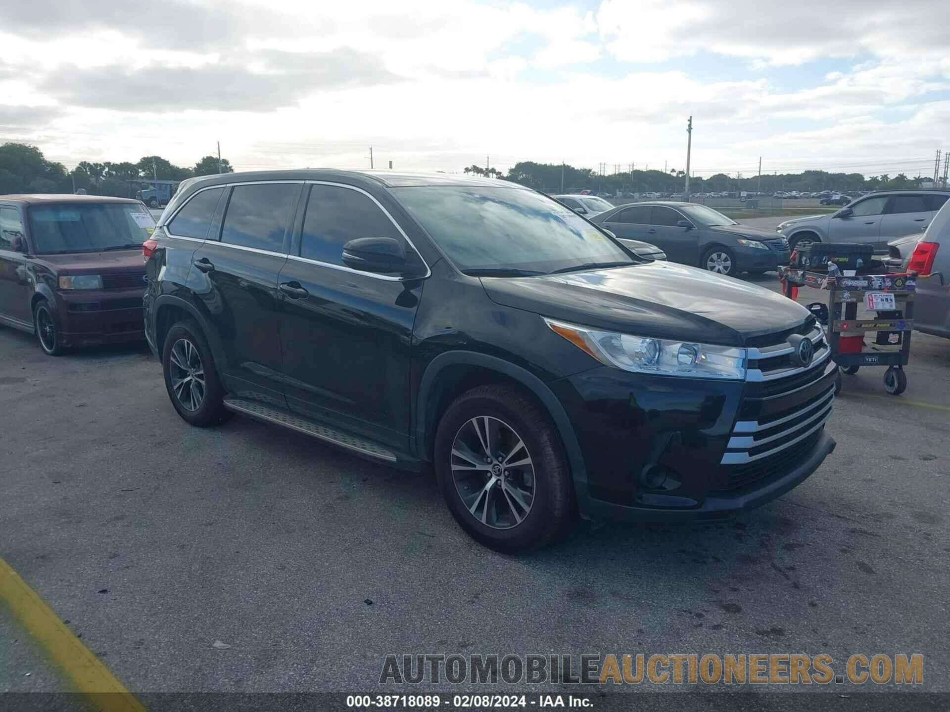 5TDZARFH4JS039579 TOYOTA HIGHLANDER 2018