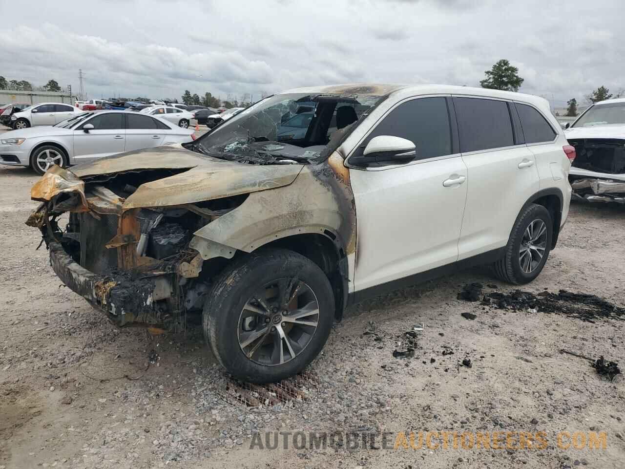 5TDZARFH4KS053581 TOYOTA HIGHLANDER 2019