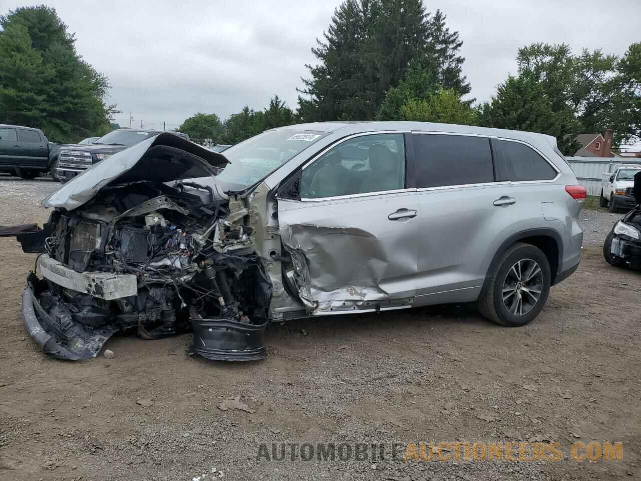 5TDZARFH5JS038263 TOYOTA HIGHLANDER 2018