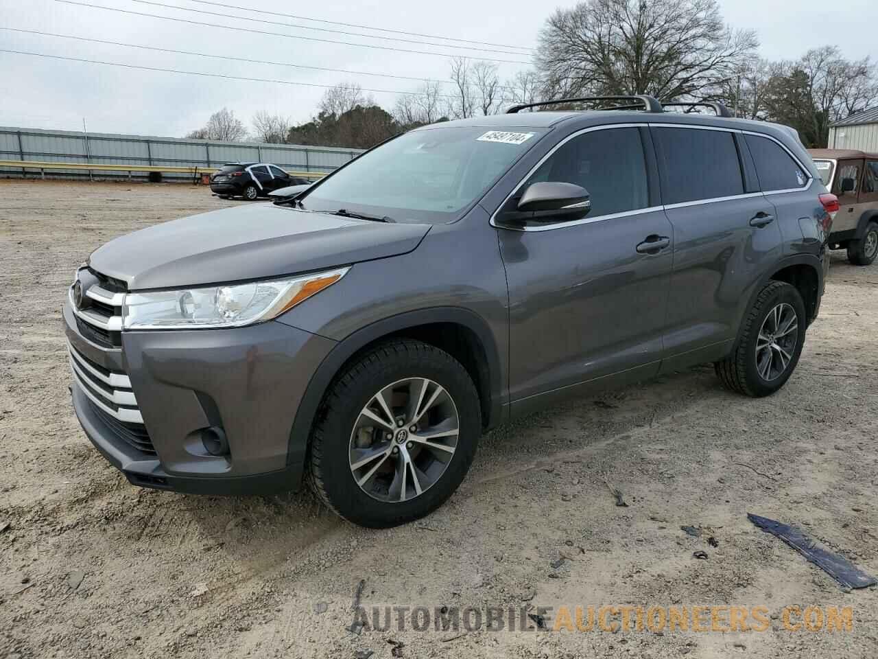 5TDZARFH6HS027802 TOYOTA HIGHLANDER 2017