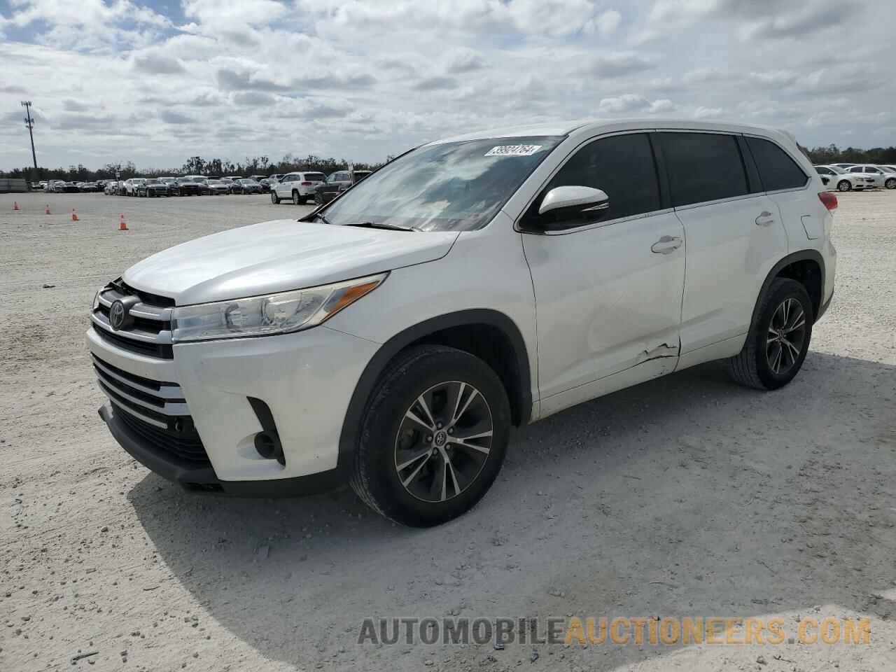 5TDZARFH6JS038823 TOYOTA HIGHLANDER 2018