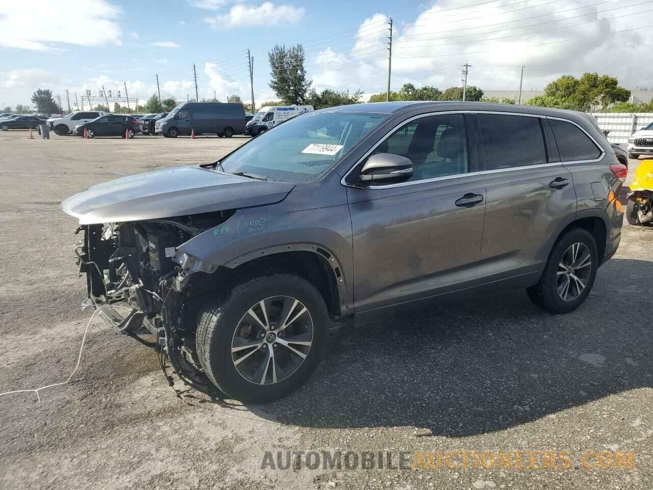 5TDZARFH6JS041348 TOYOTA HIGHLANDER 2018