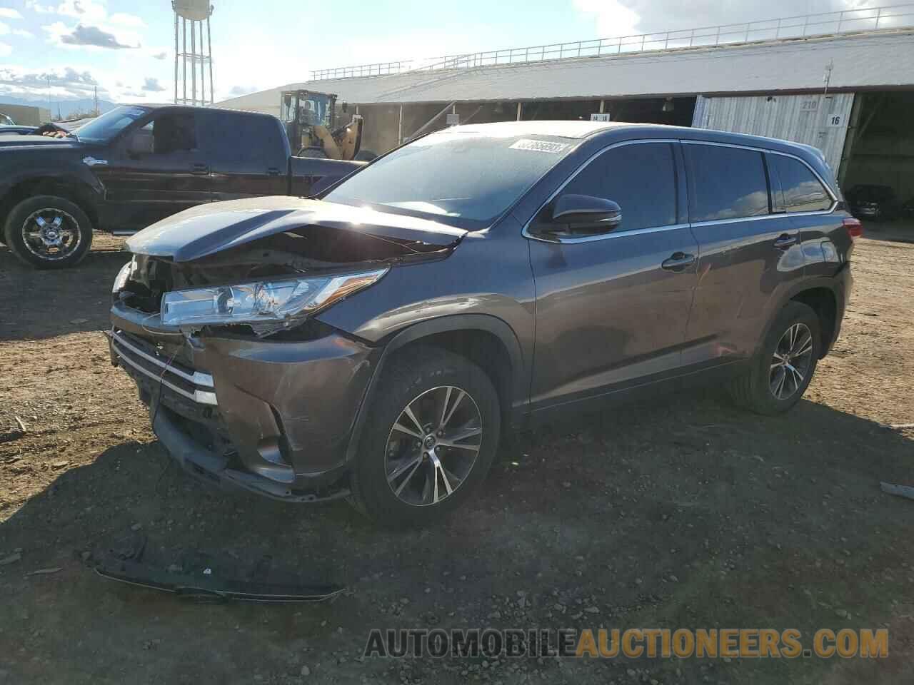 5TDZARFH6KS045661 TOYOTA HIGHLANDER 2019