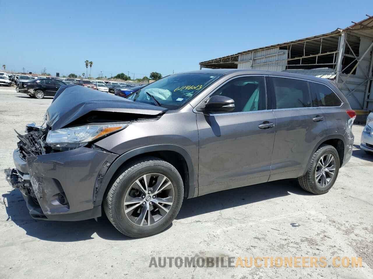 5TDZARFH7HS028585 TOYOTA HIGHLANDER 2017