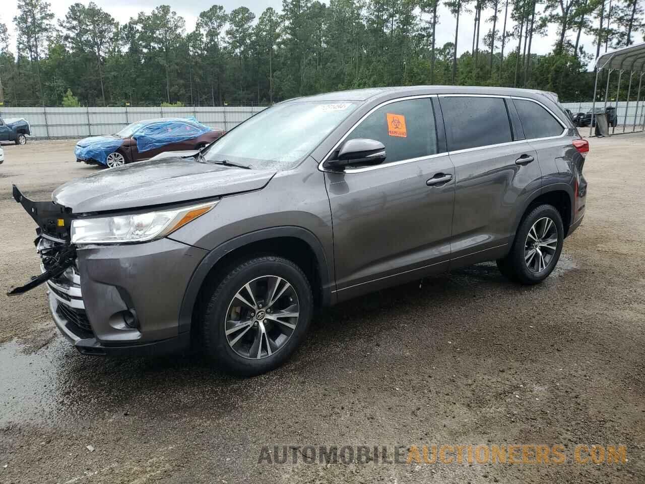 5TDZARFH7JS035994 TOYOTA HIGHLANDER 2018