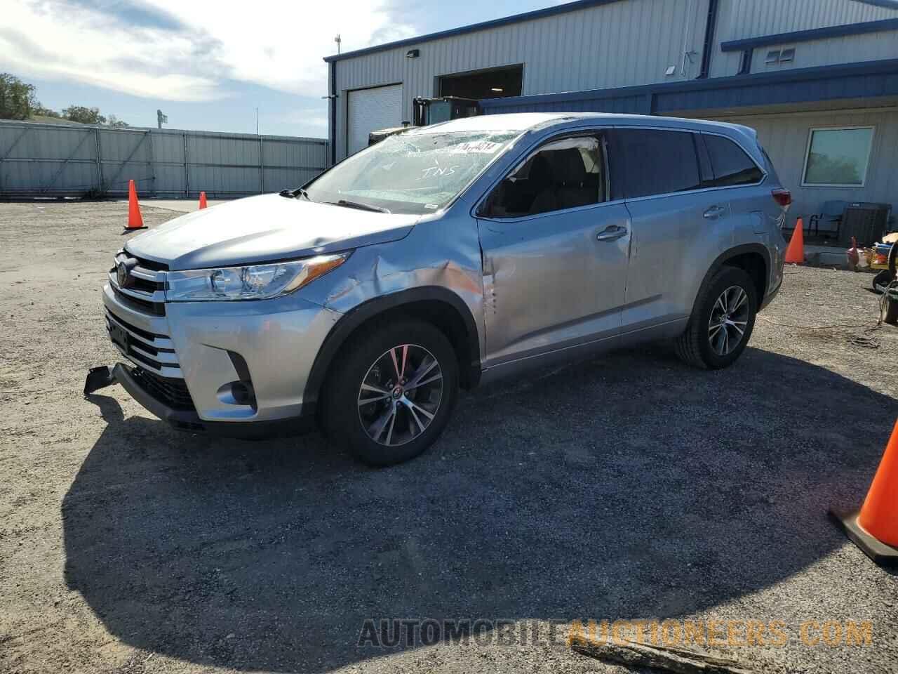 5TDZARFH7JS037342 TOYOTA HIGHLANDER 2018