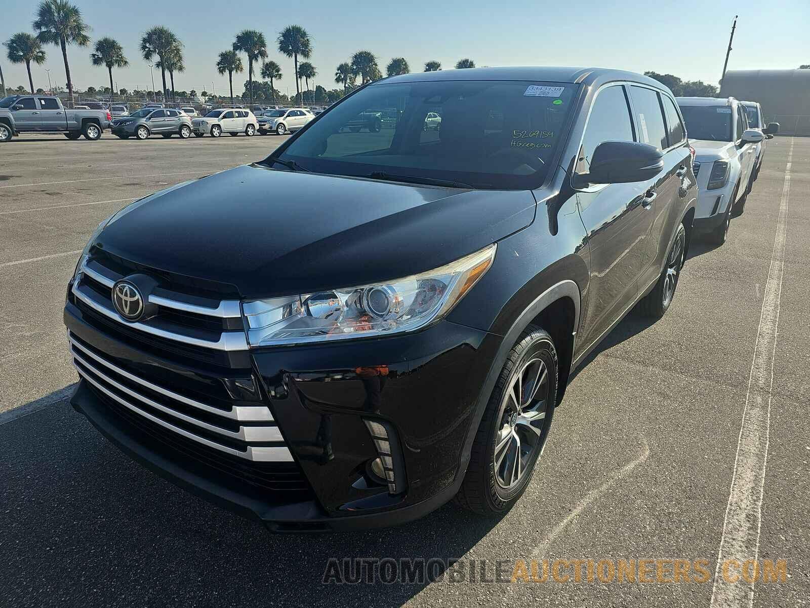 5TDZARFH7KS043109 Toyota Highlander 2019