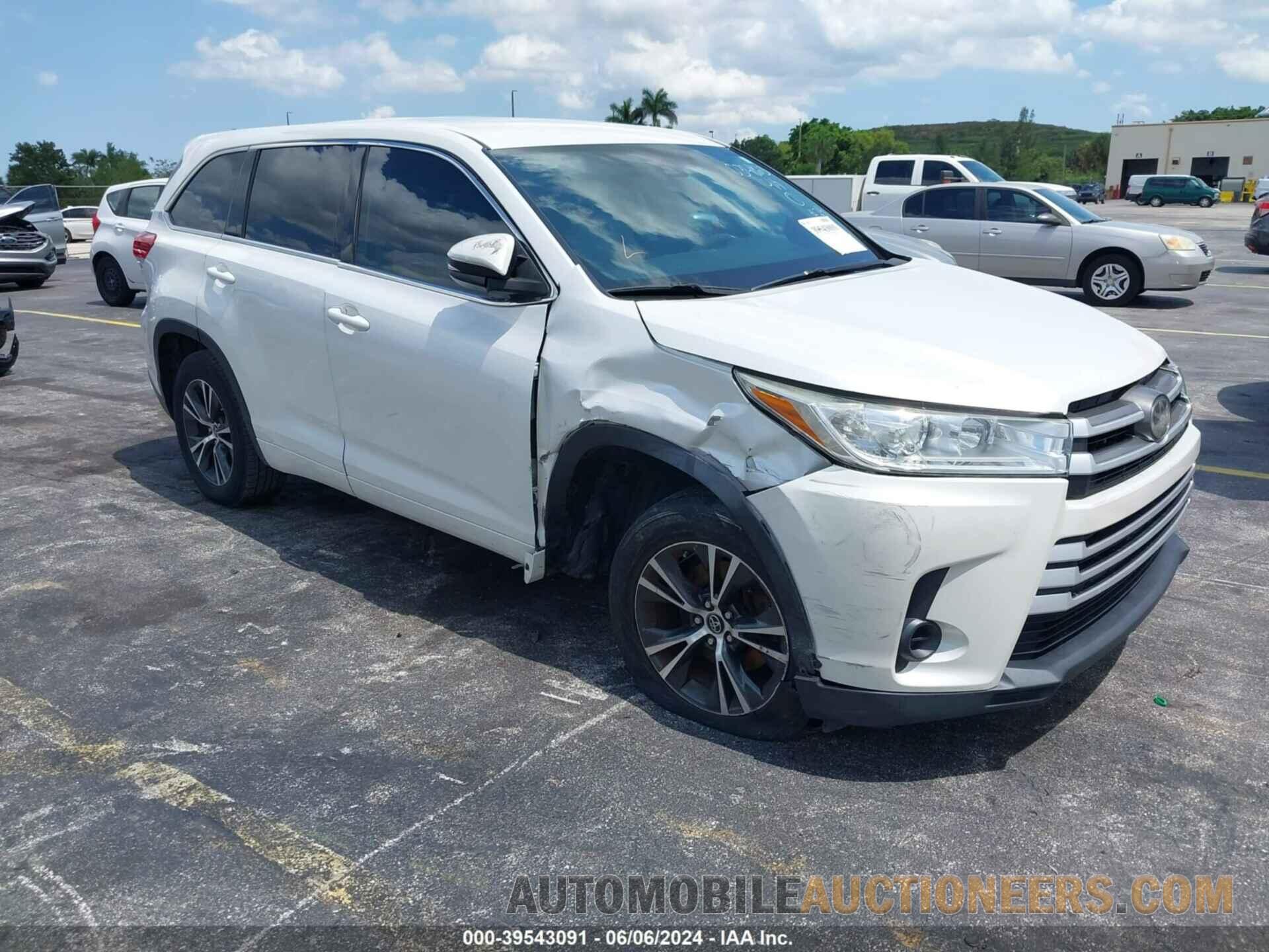 5TDZARFH8JS034823 TOYOTA HIGHLANDER 2018