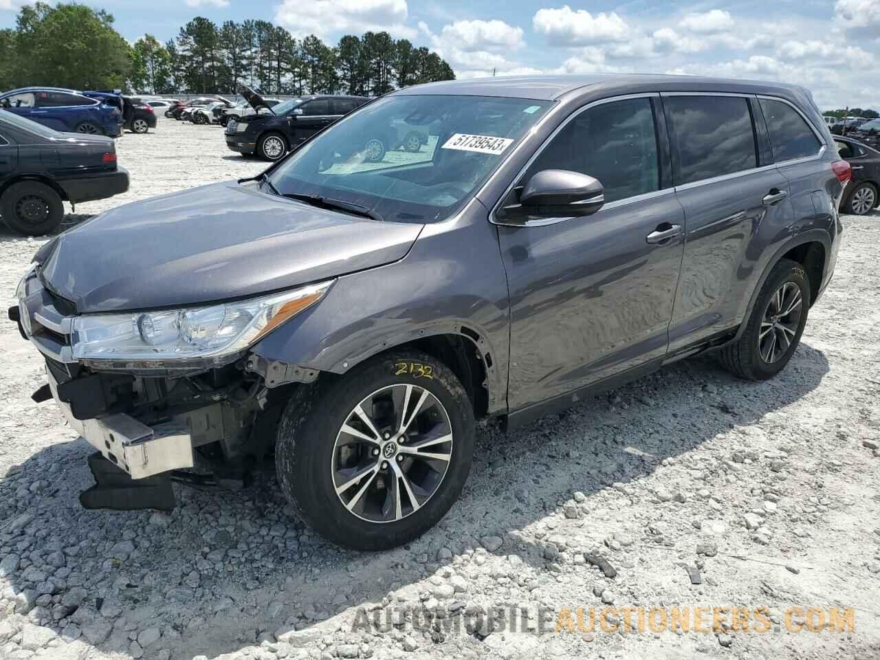 5TDZARFH8JS034918 TOYOTA HIGHLANDER 2018