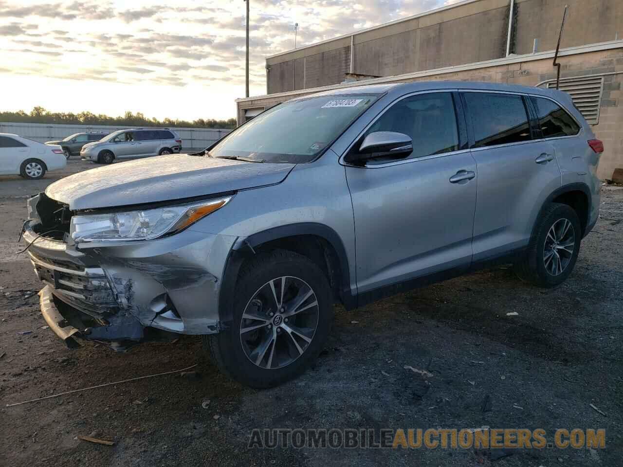 5TDZARFH8KS046004 TOYOTA HIGHLANDER 2019