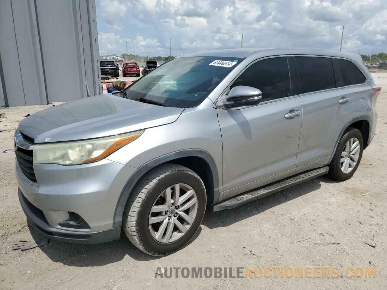 5TDZARFH9FS013230 TOYOTA HIGHLANDER 2015