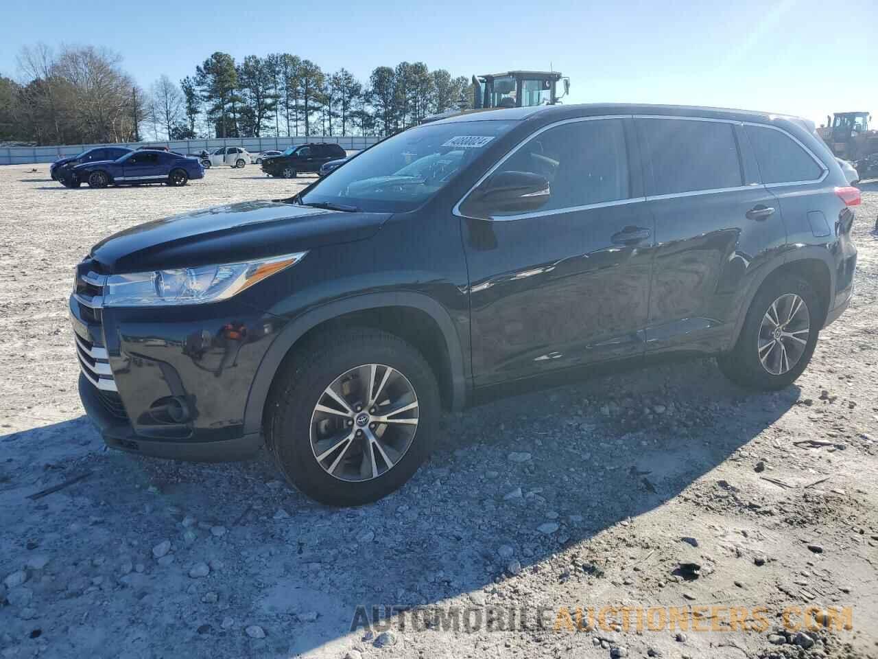 5TDZARFH9HS031570 TOYOTA HIGHLANDER 2017