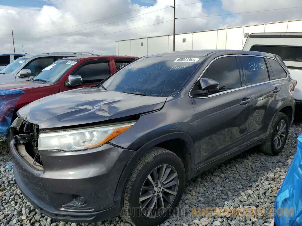 5TDZARFHXFS011860 TOYOTA HIGHLANDER 2015