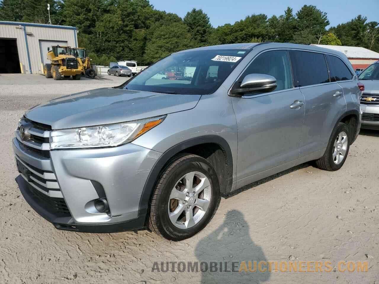 5TDZARFHXHS024742 TOYOTA HIGHLANDER 2017