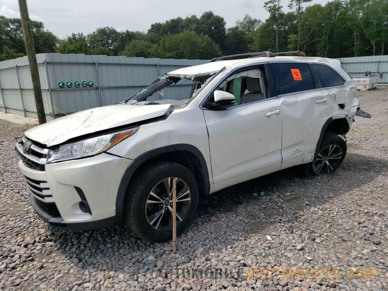 5TDZARFHXHS030668 TOYOTA HIGHLANDER 2017