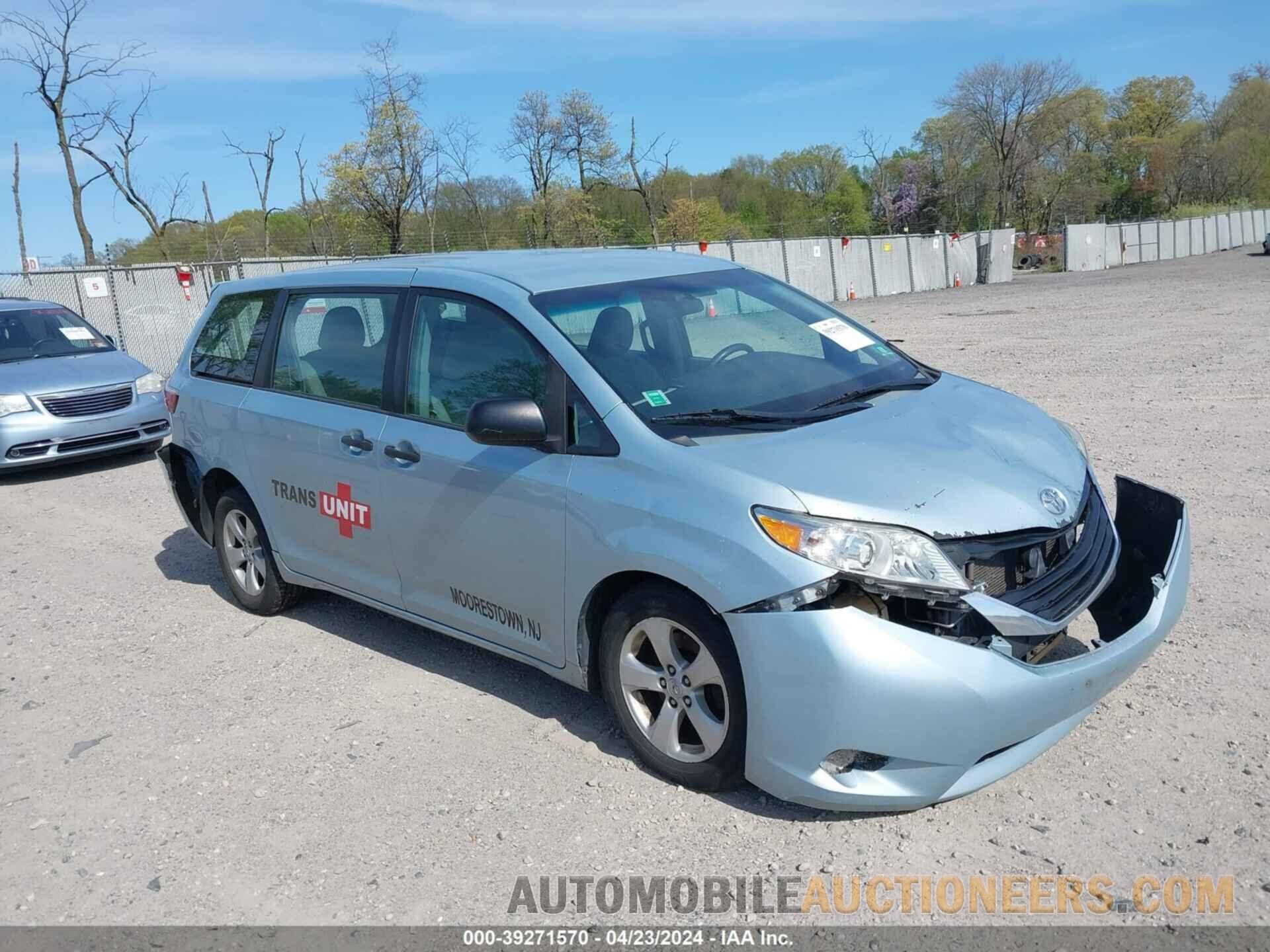 5TDZK3DC2FS542696 TOYOTA SIENNA 2015