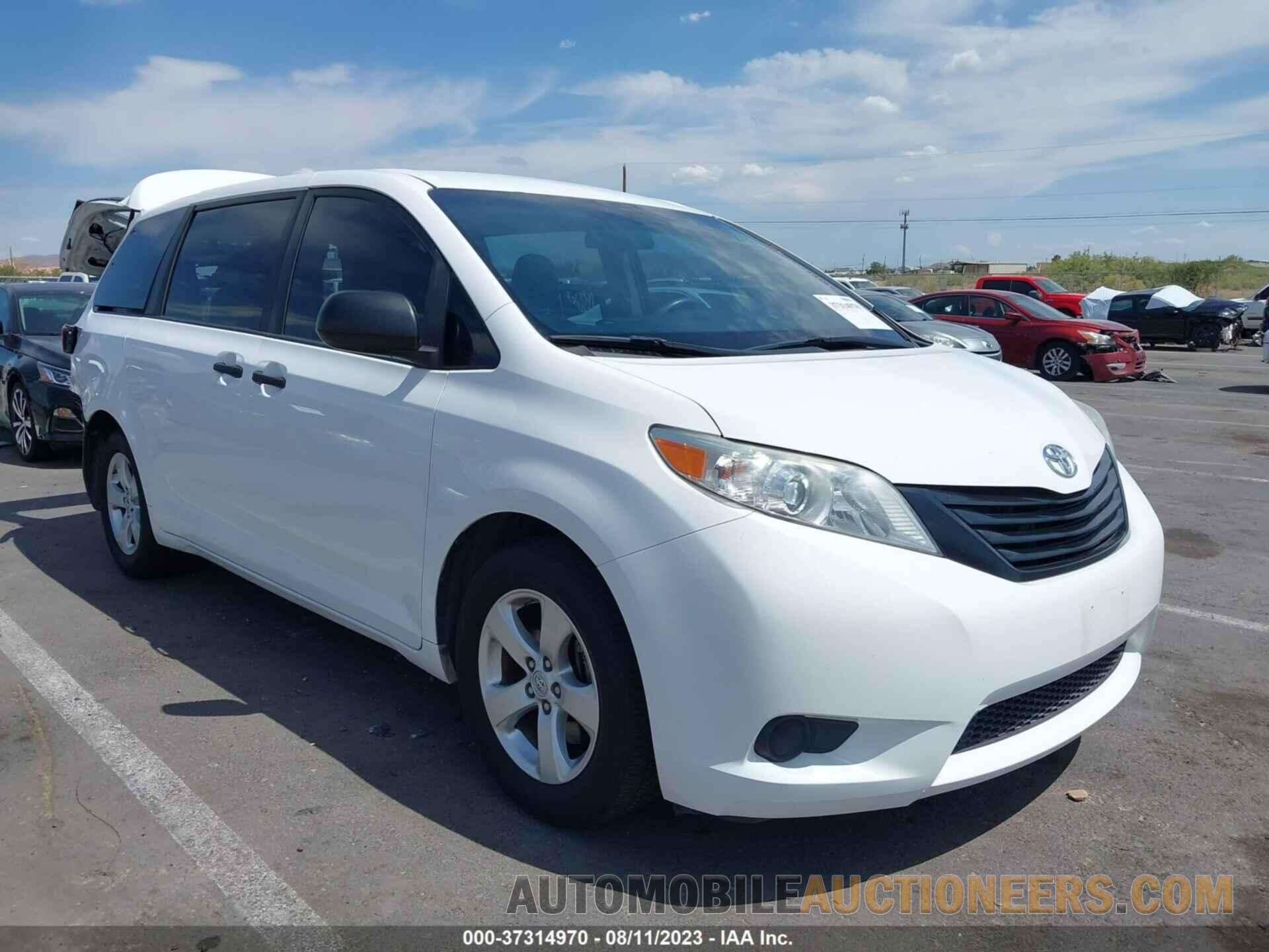 5TDZK3DC2FS625075 TOYOTA SIENNA 2015