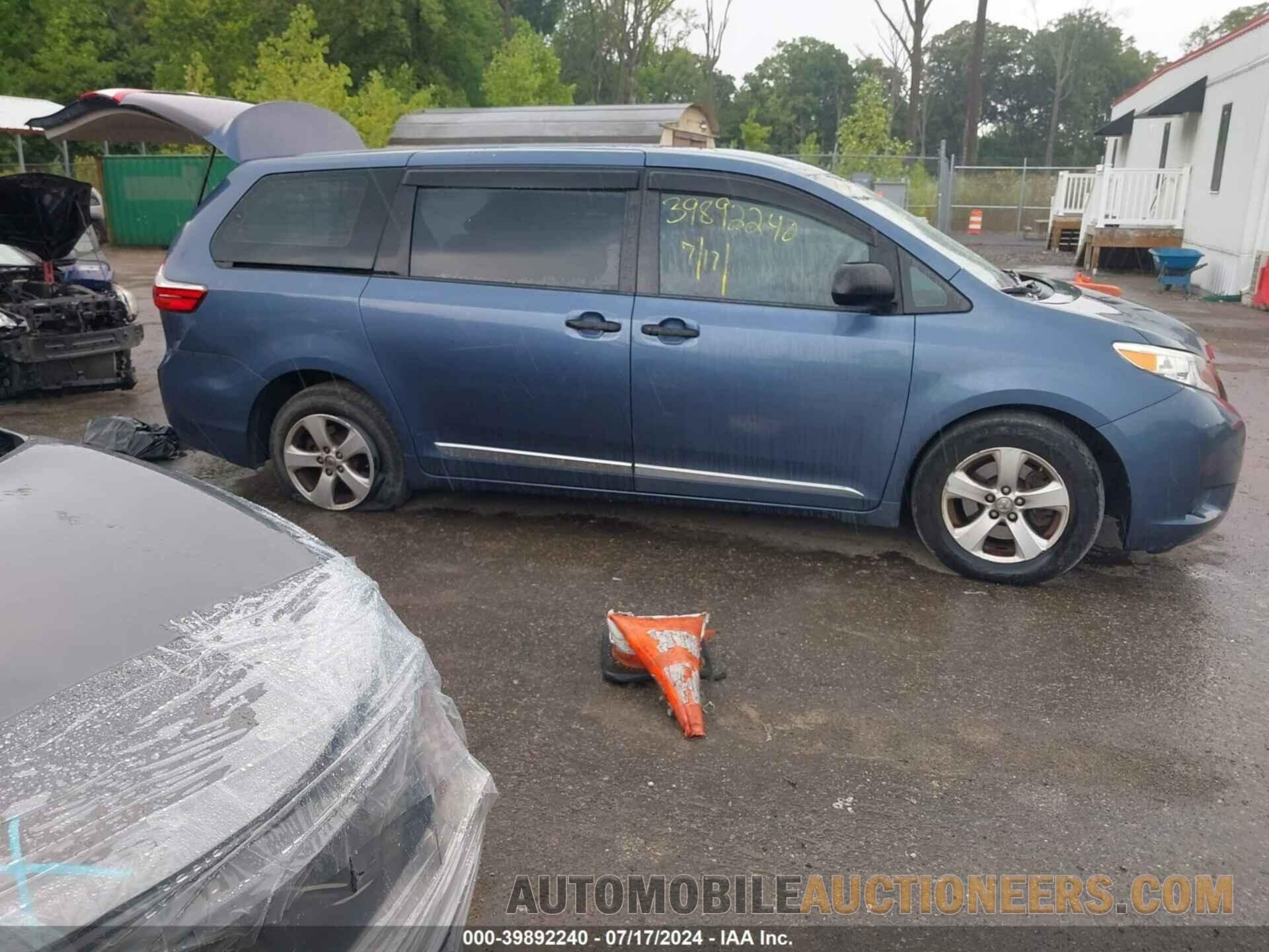 5TDZK3DC2FS673496 TOYOTA SIENNA 2015