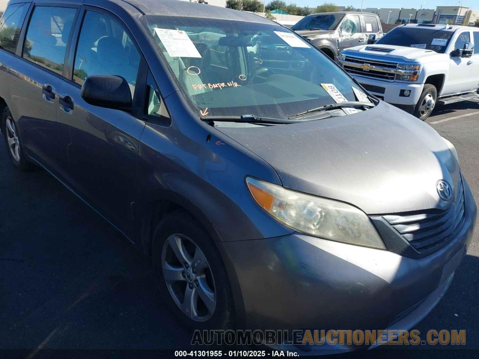 5TDZK3DC5BS004441 TOYOTA SIENNA 2011