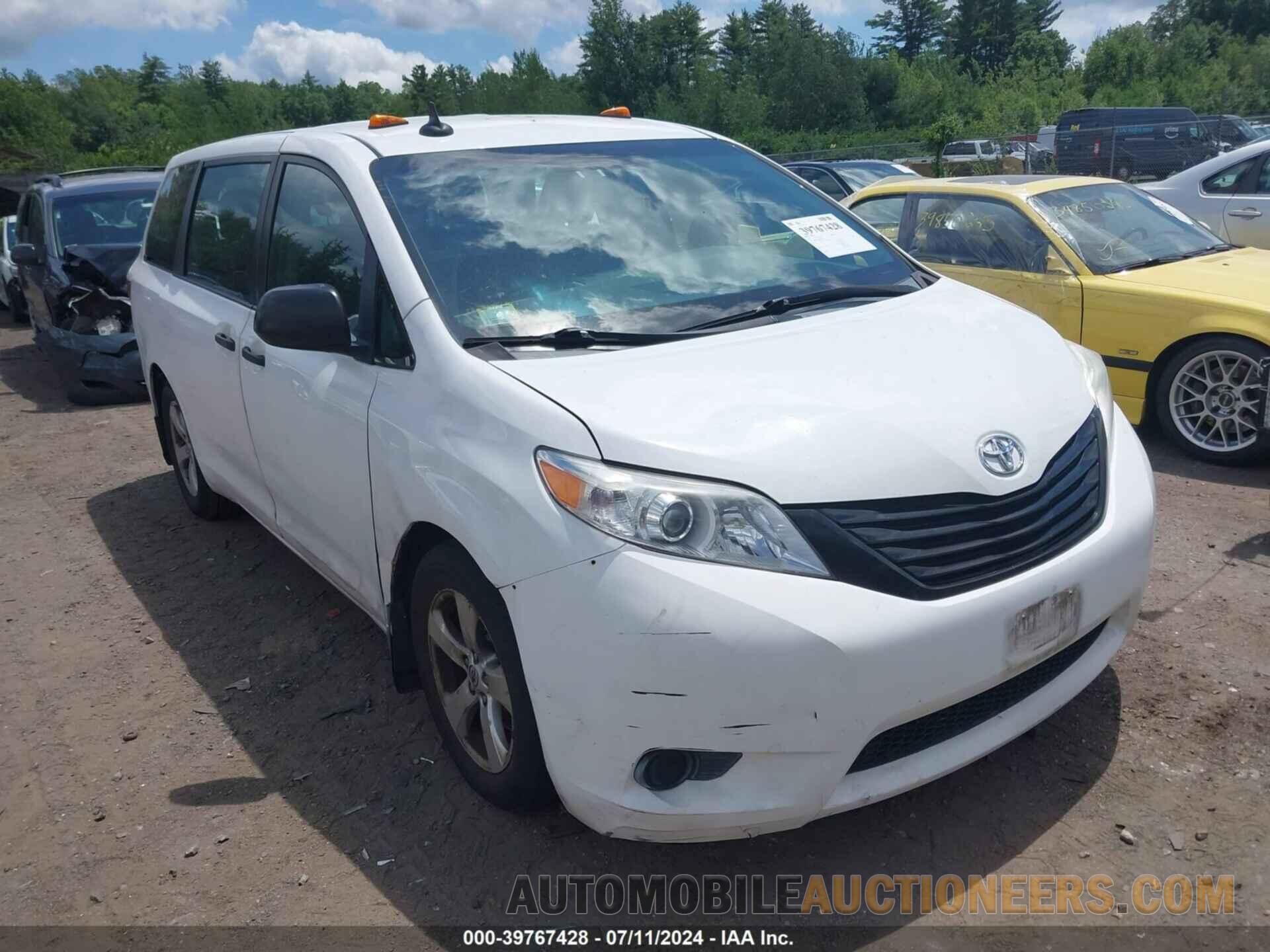 5TDZK3DC8FS594883 TOYOTA SIENNA 2015