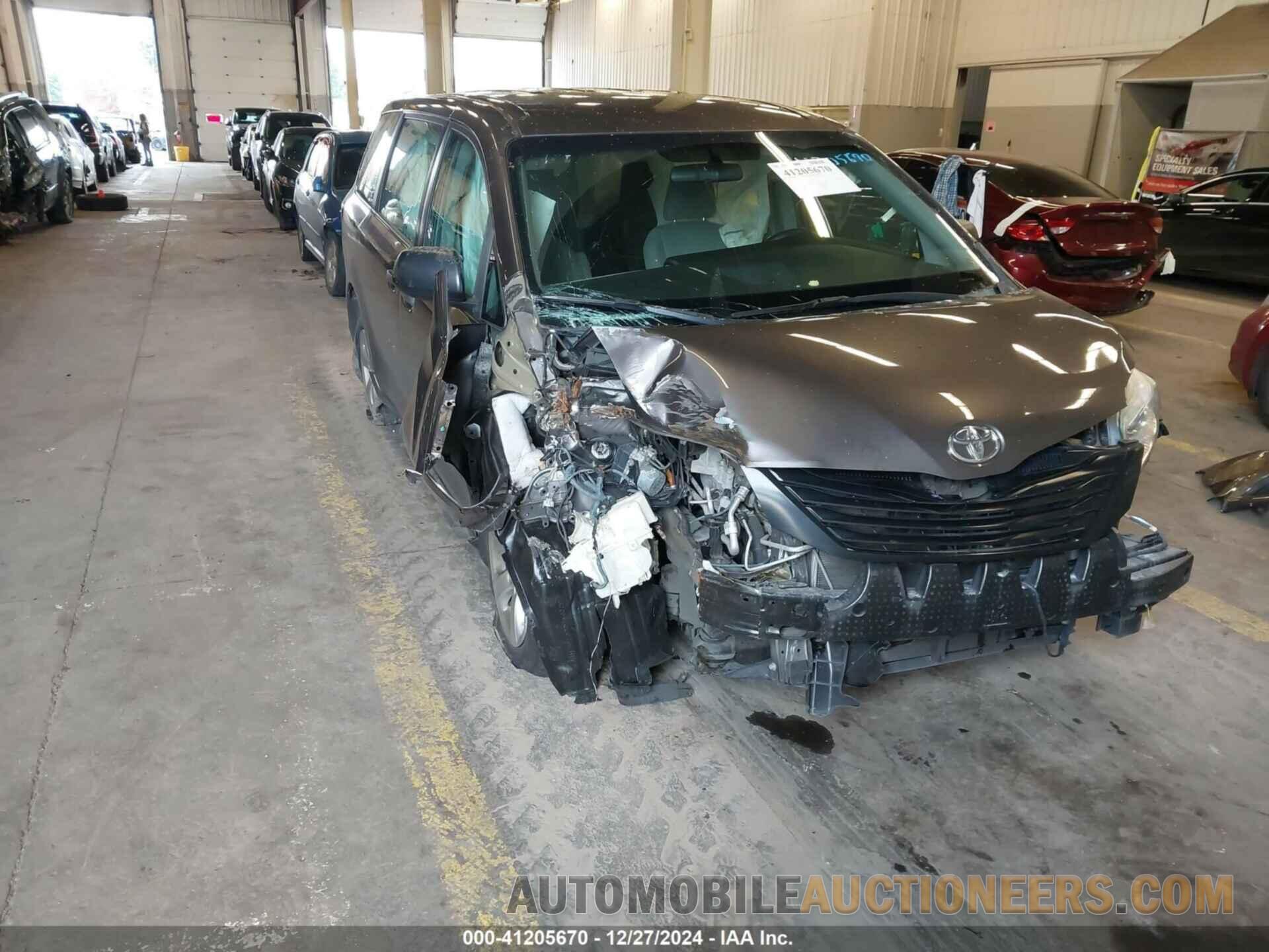 5TDZK3DCXFS567507 TOYOTA SIENNA 2015