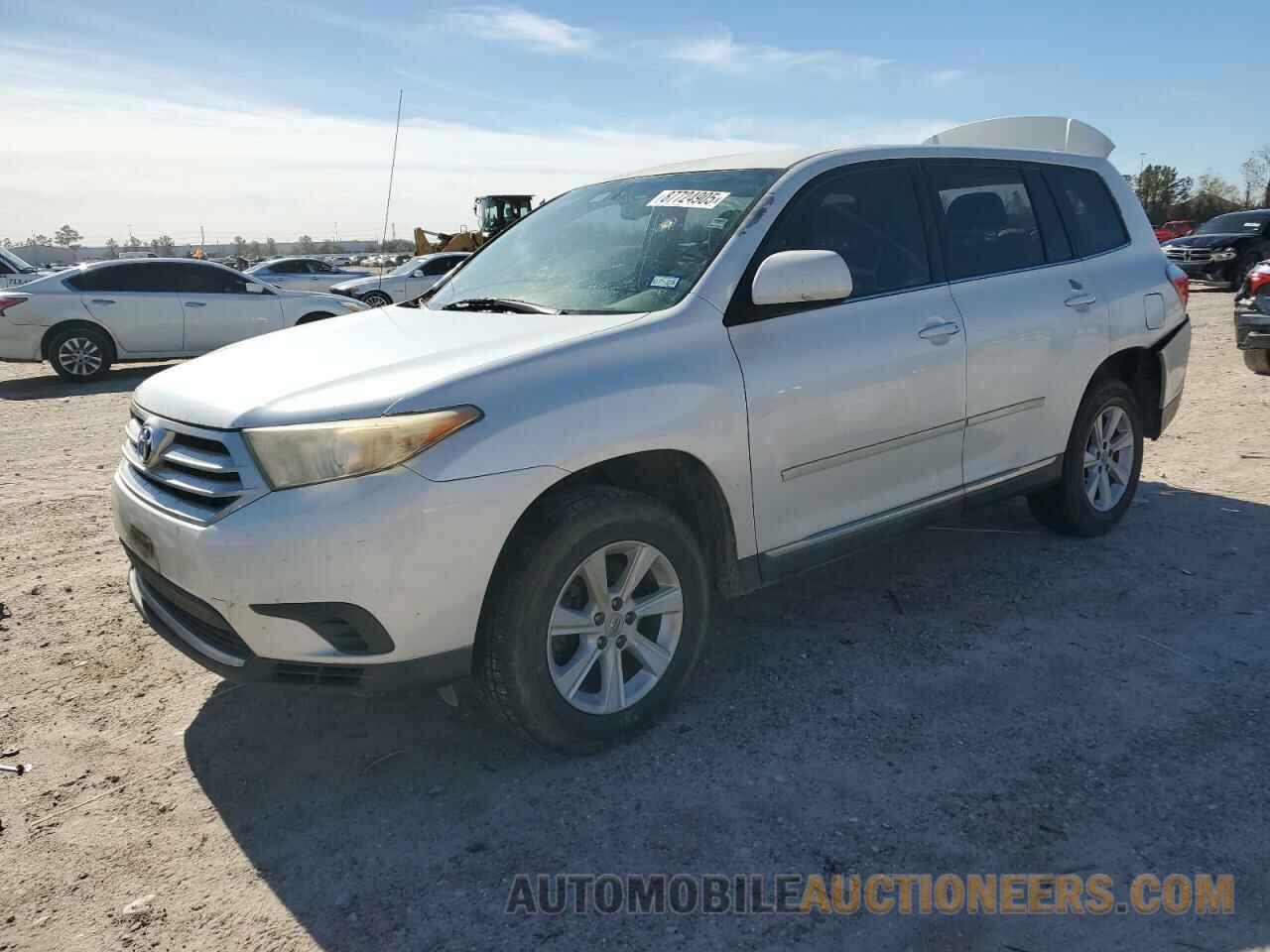 5TDZK3EH0BS045991 TOYOTA HIGHLANDER 2011