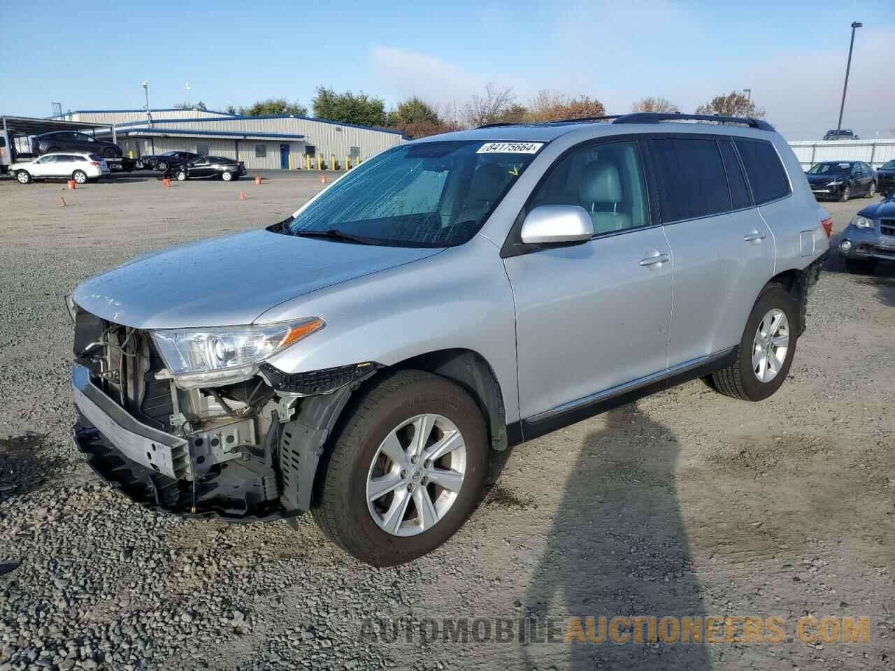 5TDZK3EH1BS039052 TOYOTA HIGHLANDER 2011