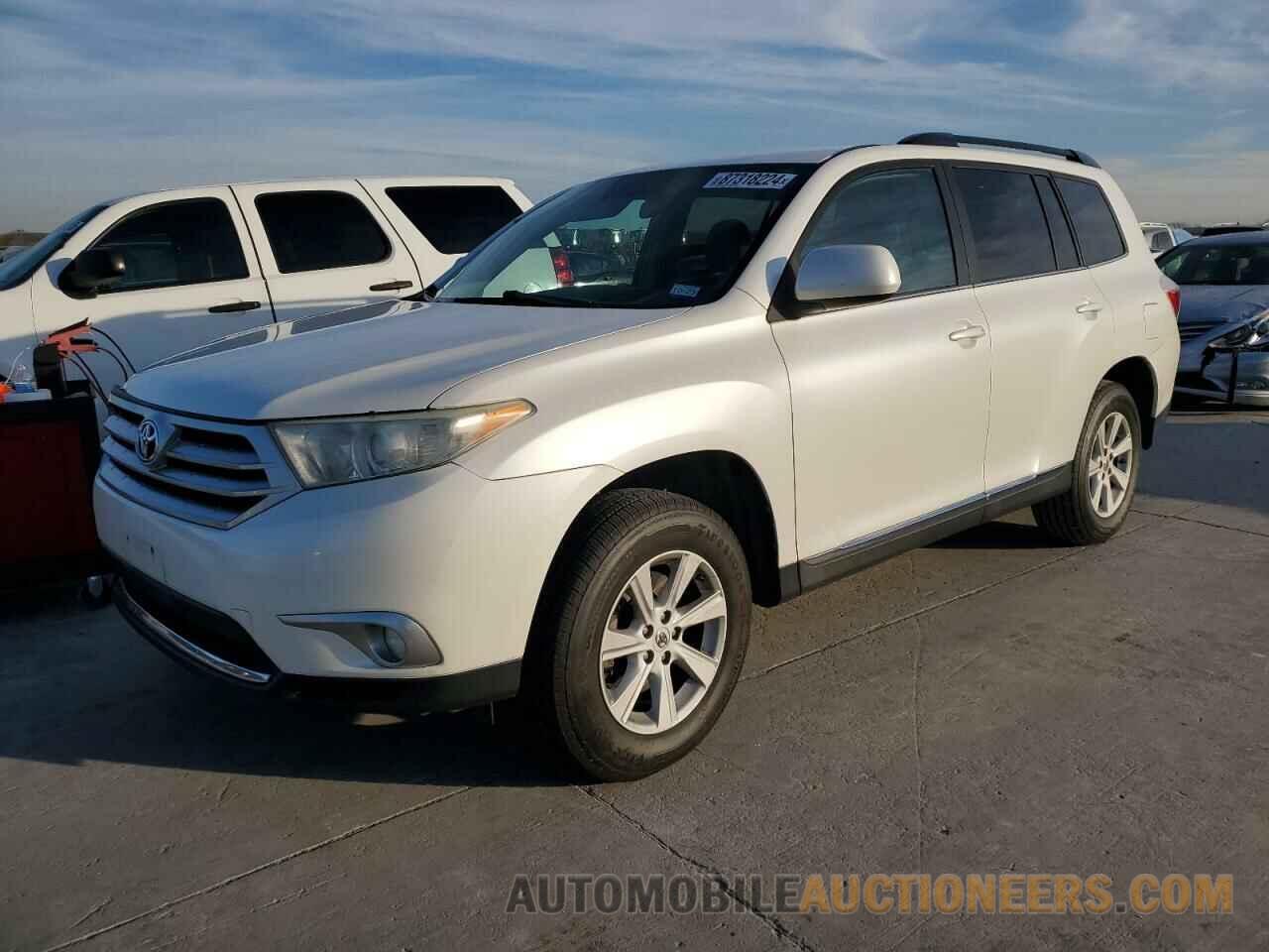 5TDZK3EH5DS105878 TOYOTA HIGHLANDER 2013