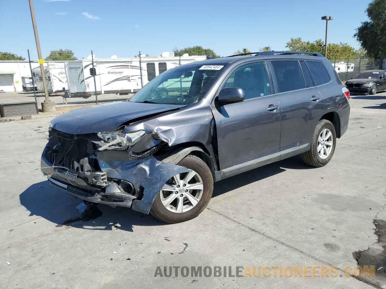 5TDZK3EH6DS100687 TOYOTA HIGHLANDER 2013