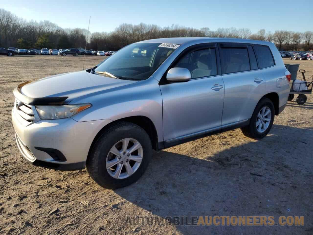 5TDZK3EH7BS040996 TOYOTA HIGHLANDER 2011