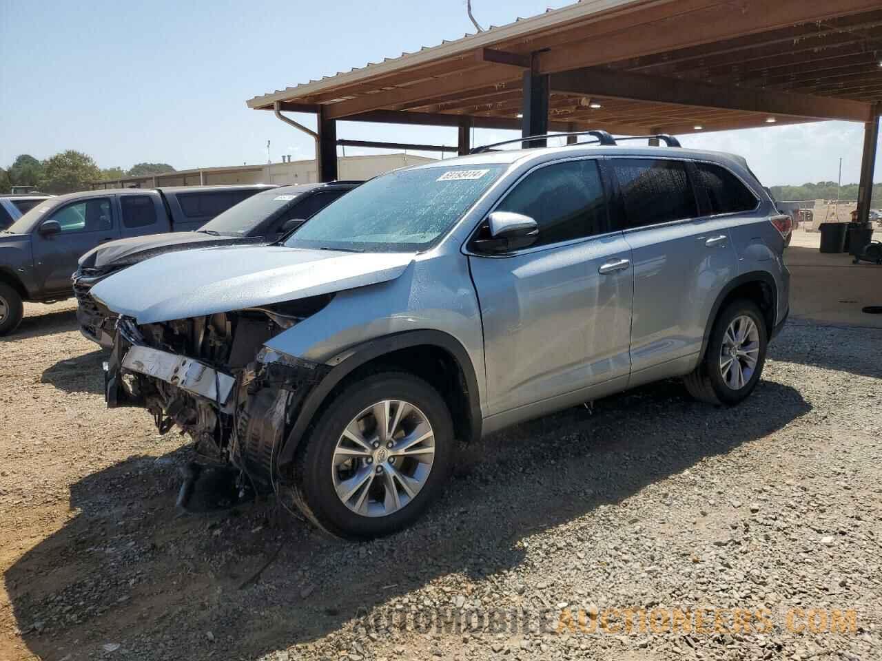 5TDZKRFH0FS085298 TOYOTA HIGHLANDER 2015