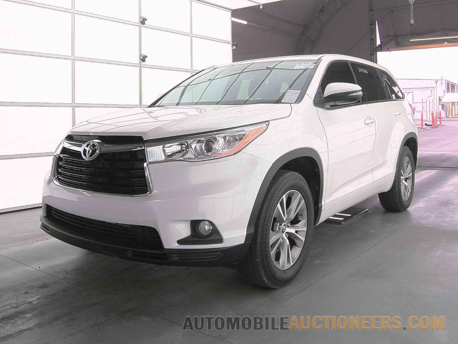 5TDZKRFH0GS134078 Toyota Highlander 2016