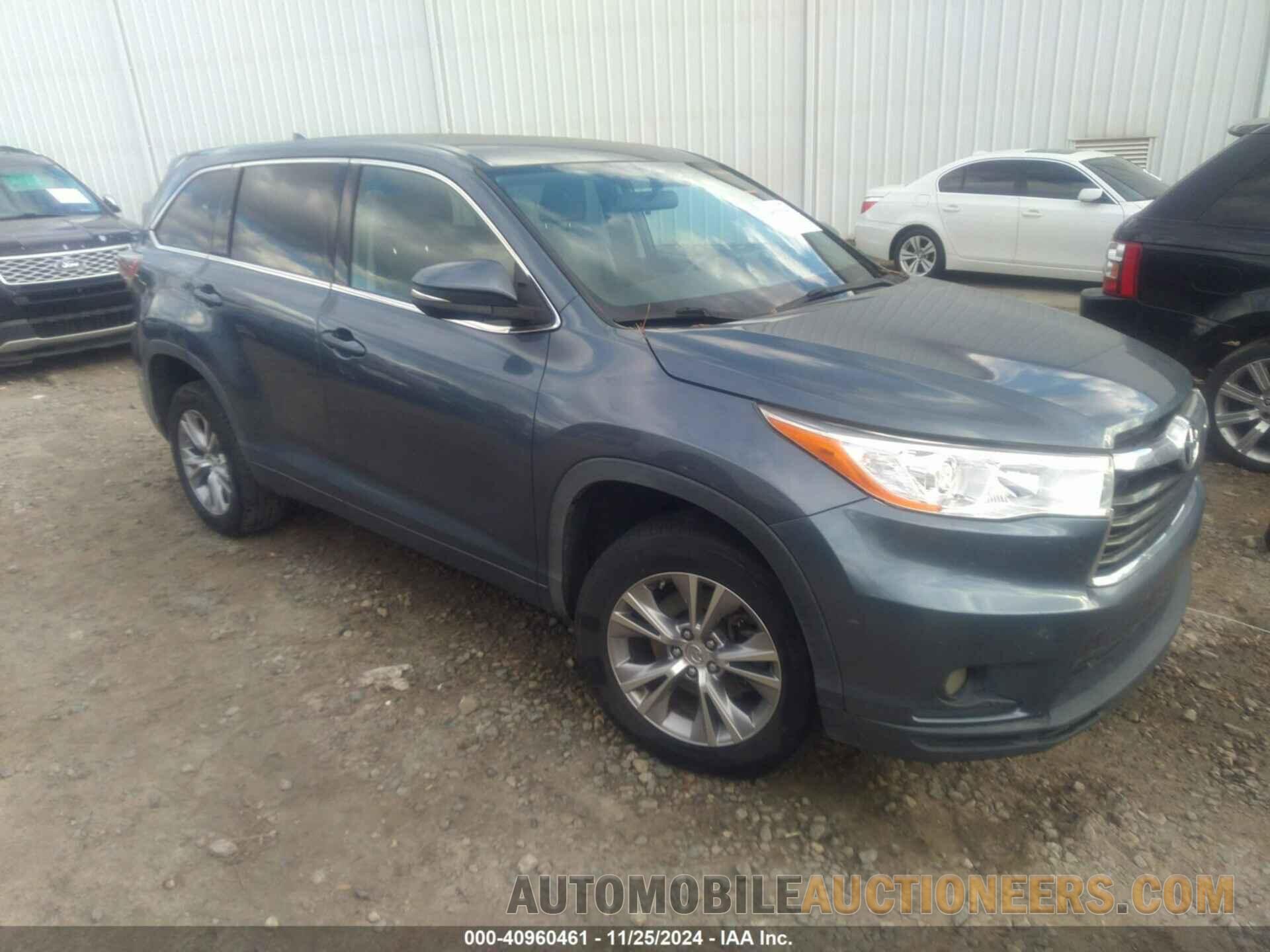 5TDZKRFH3FS055261 TOYOTA HIGHLANDER 2015