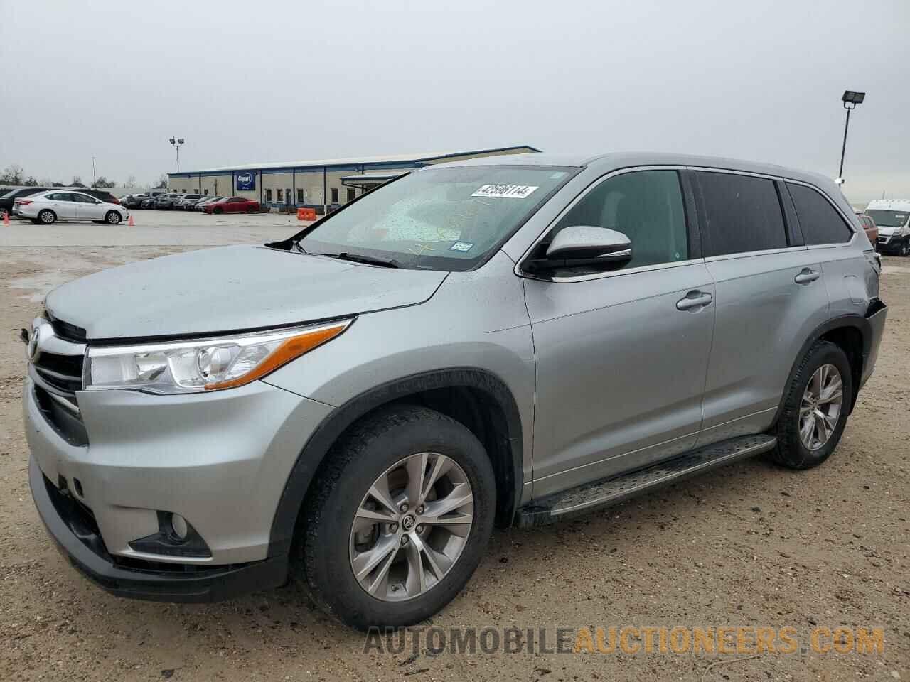 5TDZKRFH3GS136679 TOYOTA HIGHLANDER 2016