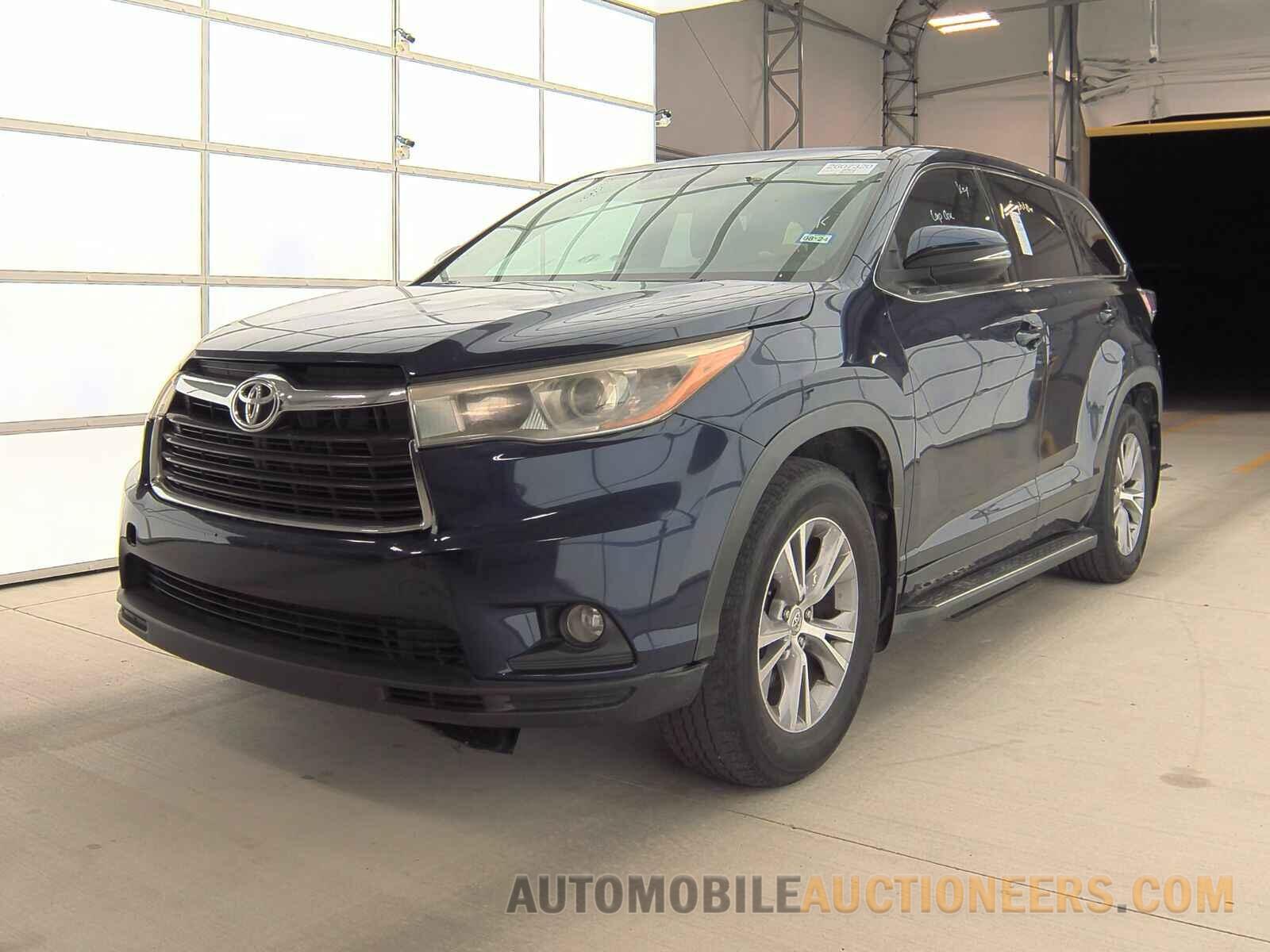 5TDZKRFH6FS097133 Toyota Highlander 2015