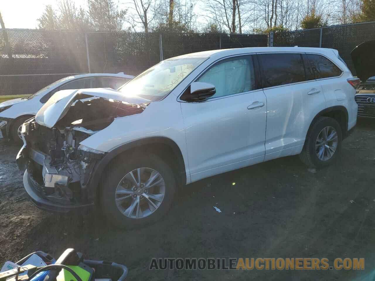 5TDZKRFH7FS042125 TOYOTA HIGHLANDER 2015