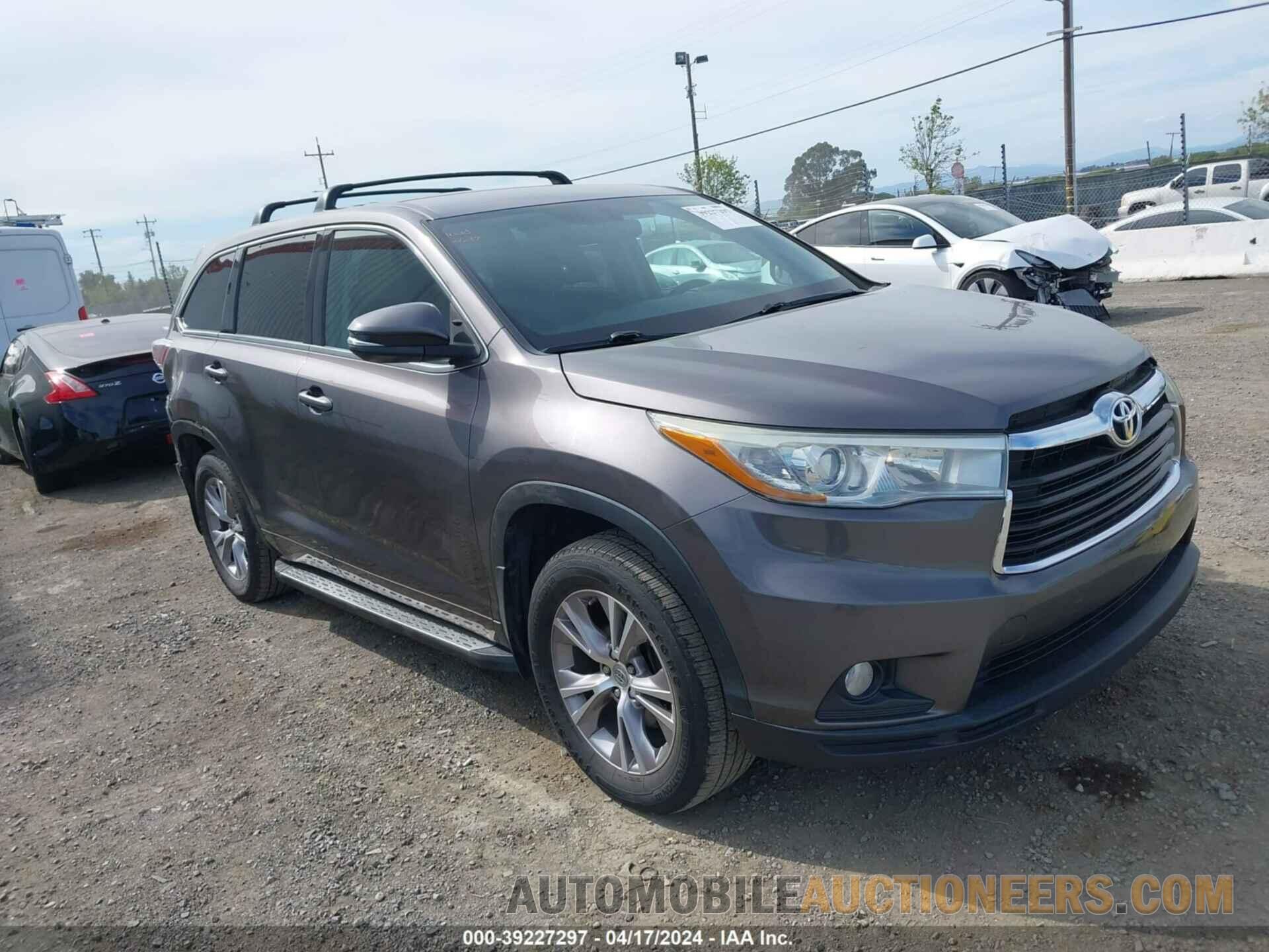 5TDZKRFH9FS109453 TOYOTA HIGHLANDER 2015