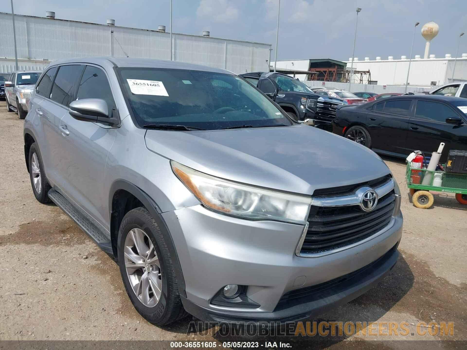 5TDZKRFHXFS067911 TOYOTA HIGHLANDER 2015