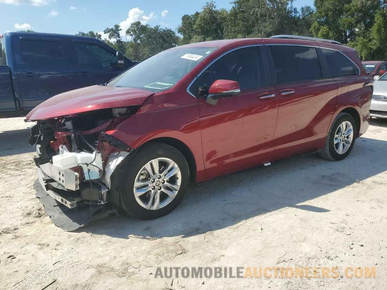 5TDZRKEC1NS094857 TOYOTA SIENNA 2022