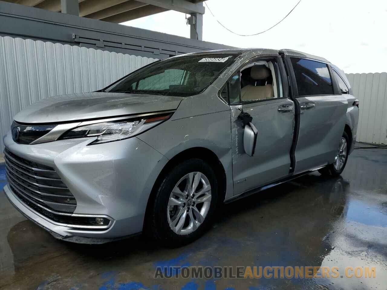 5TDZRKEC5MS043392 TOYOTA SIENNA 2021