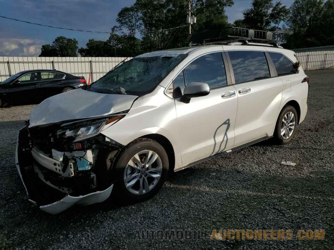 5TDZRKEC5PS169885 TOYOTA SIENNA 2023