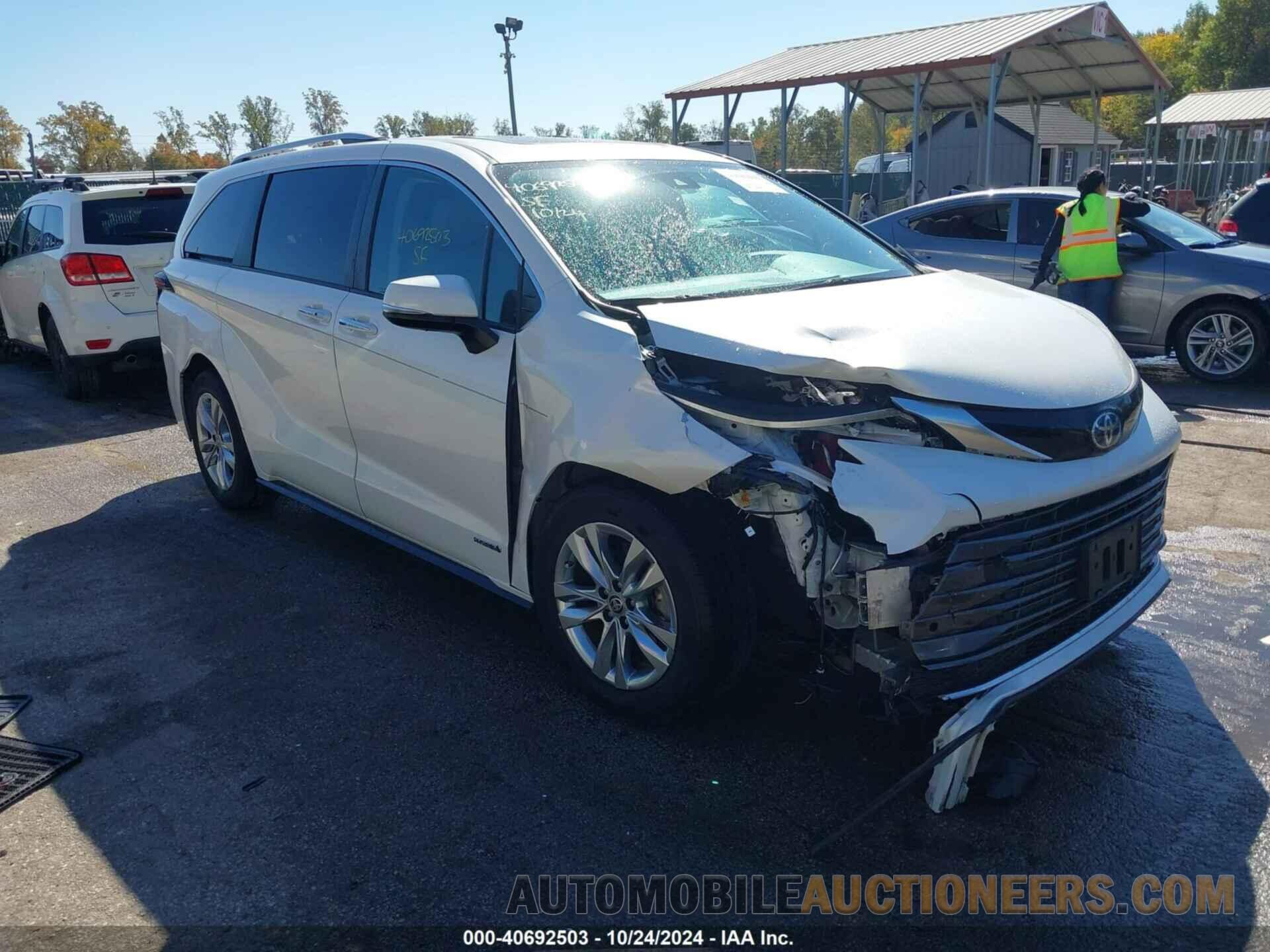 5TDZRKEC6MS002771 TOYOTA SIENNA 2021