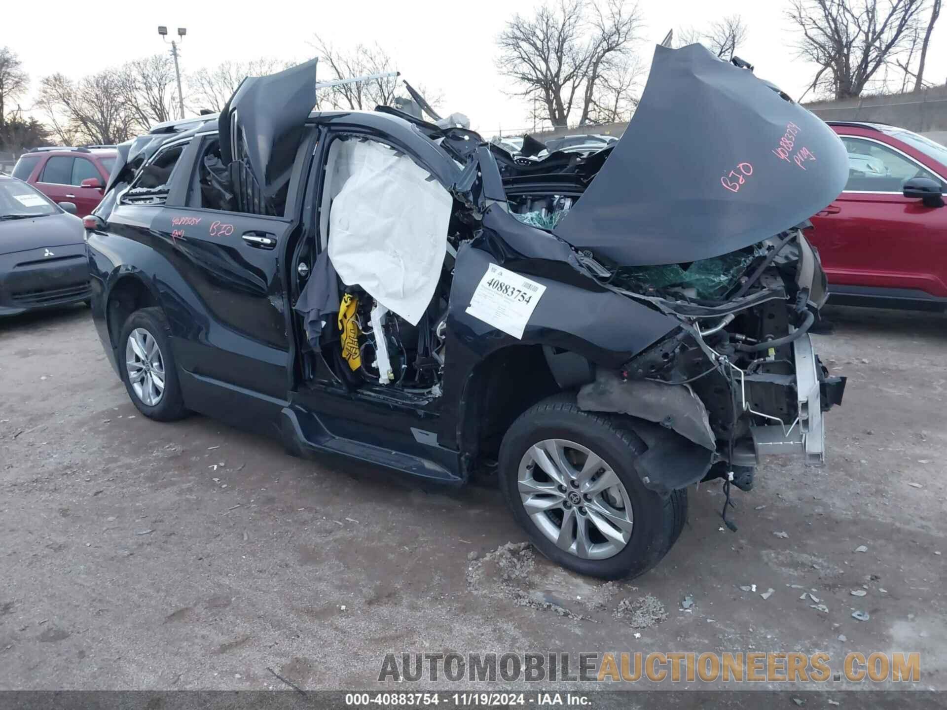 5TDZRKEC6MS042879 TOYOTA SIENNA 2021