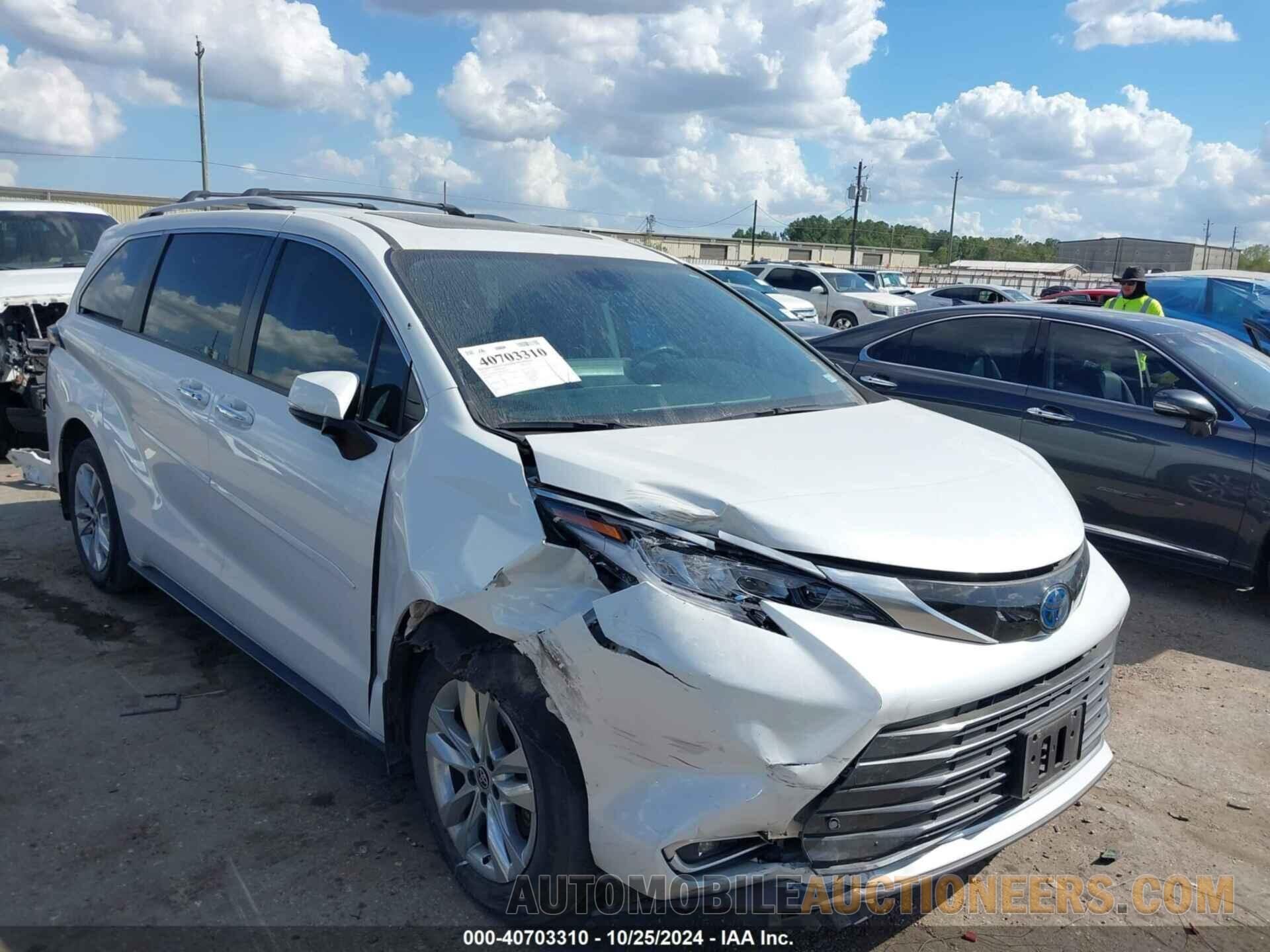 5TDZRKEC9NS084058 TOYOTA SIENNA 2022