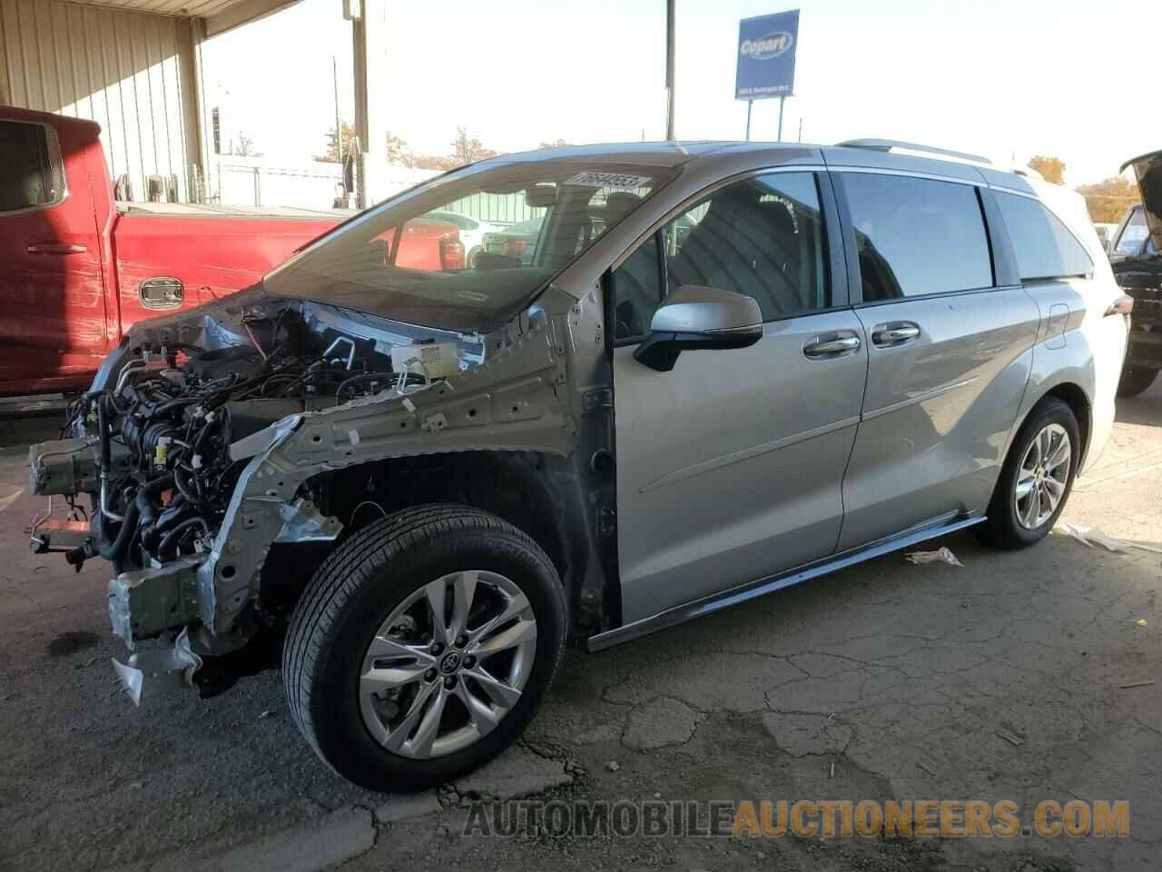 5TDZRKECXPS161233 TOYOTA SIENNA 2023