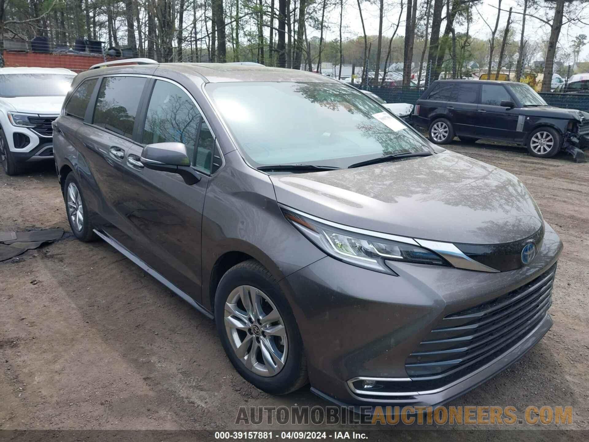 5TDZSKFC2NS060834 TOYOTA SIENNA 2022