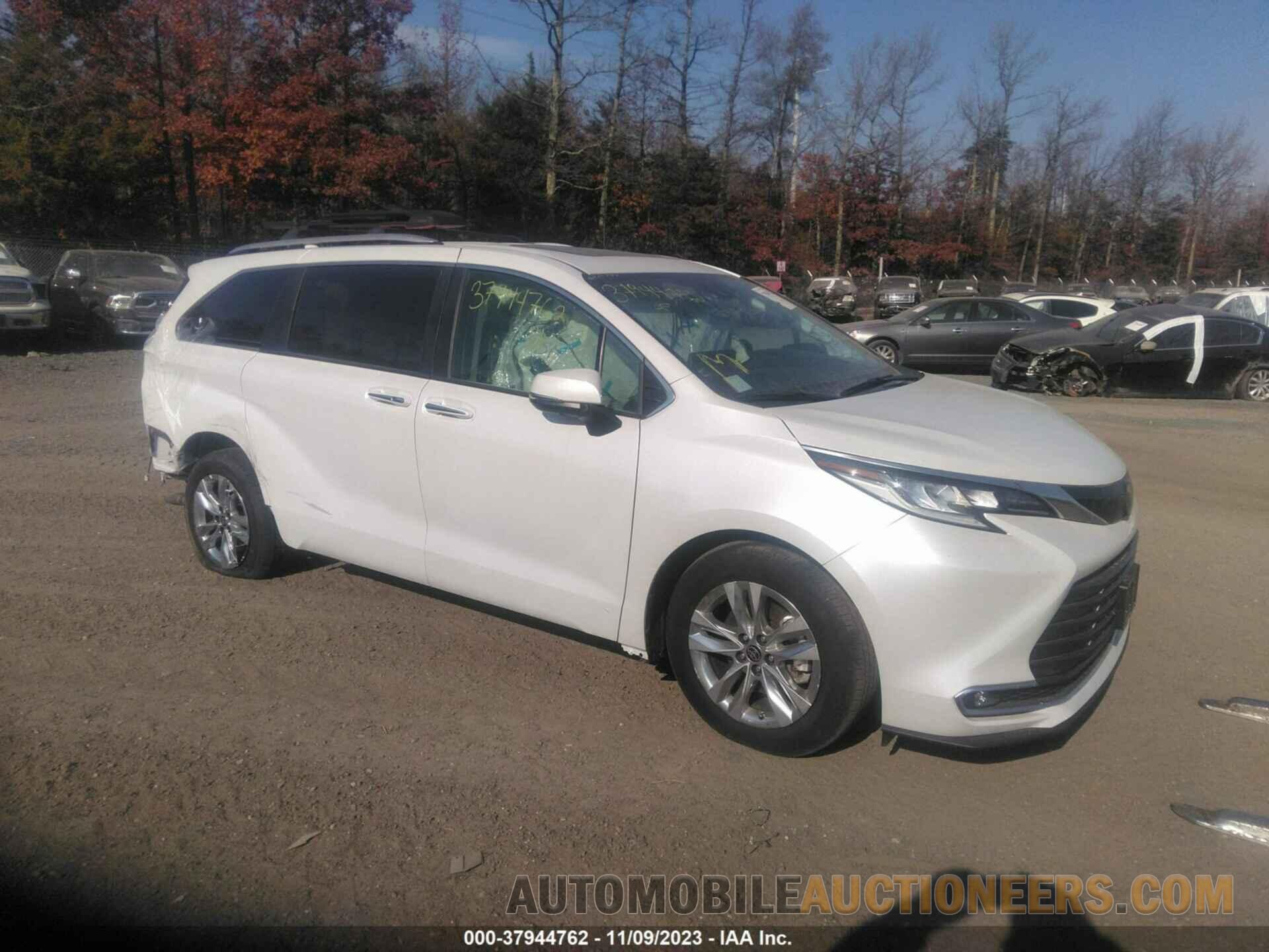 5TDZSKFC3NS064665 TOYOTA SIENNA 2022