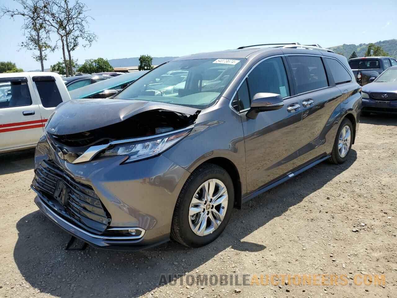 5TDZSKFC3RS116446 TOYOTA SIENNA 2024